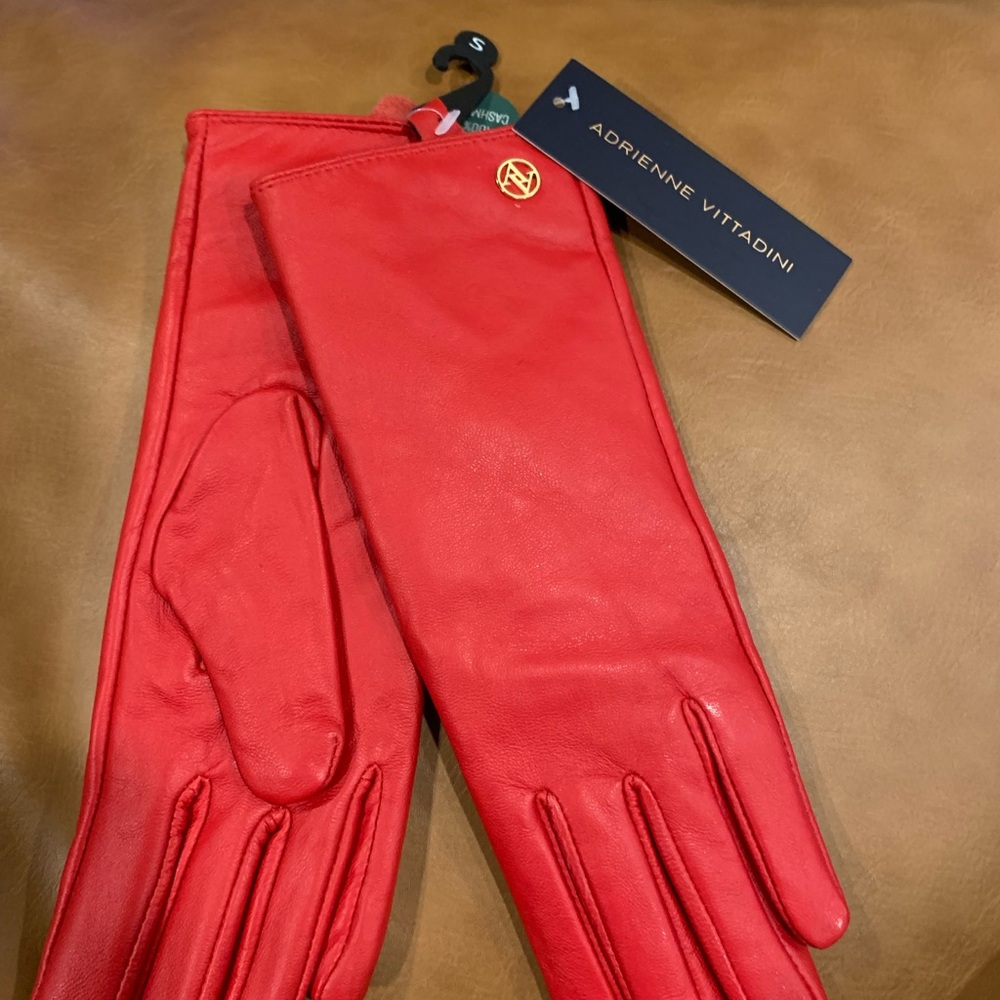 Adrienne Vittadini Vibrant Red Leather Gloves